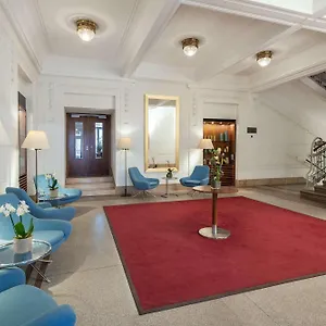 Ξενοδοχείο Nh Belvedere ****