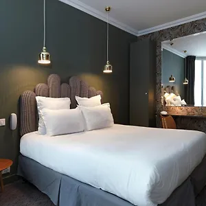 Hotel Paradis, Parijs