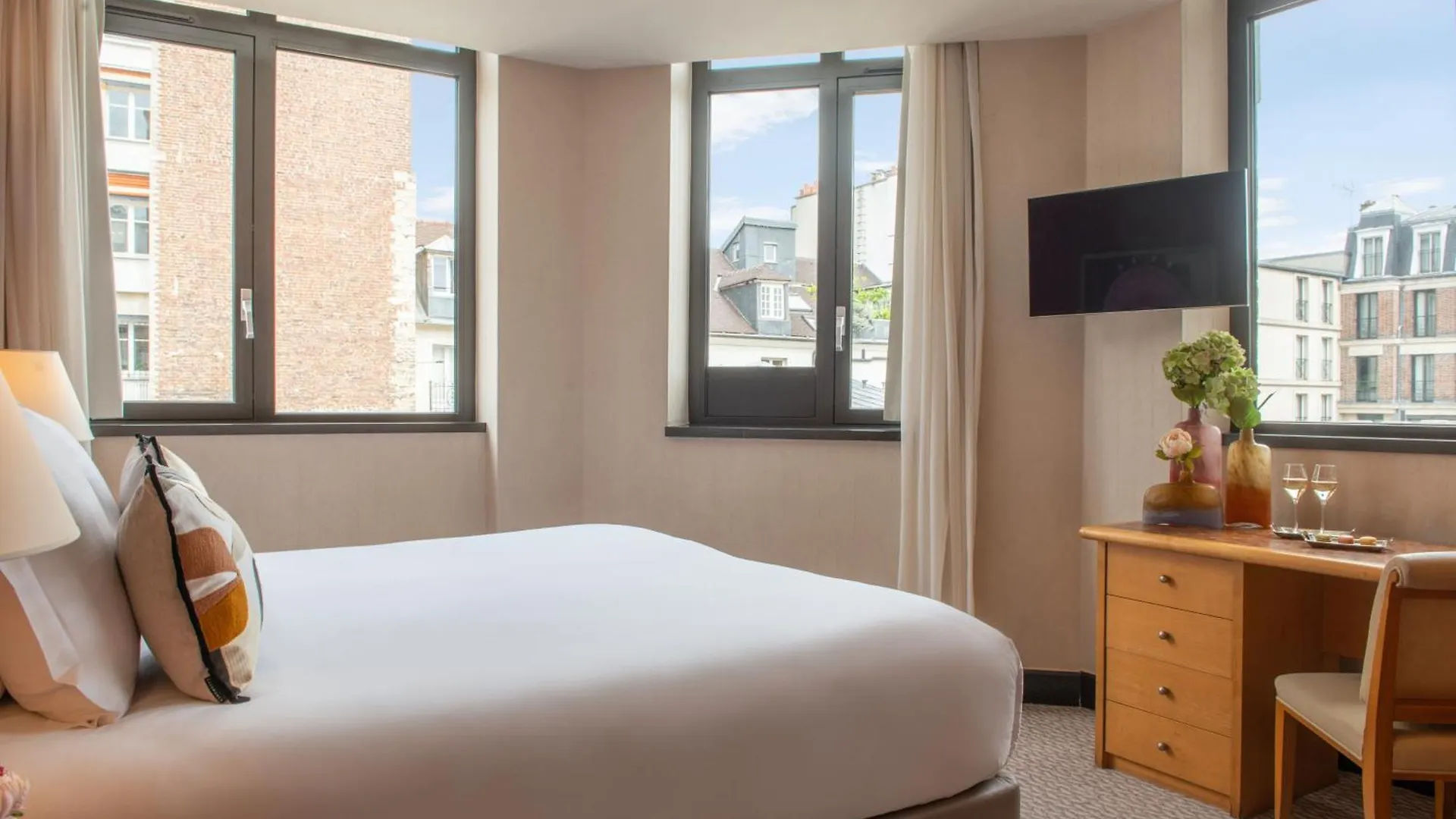 Hotel Les Jardins Du Marais Paryż