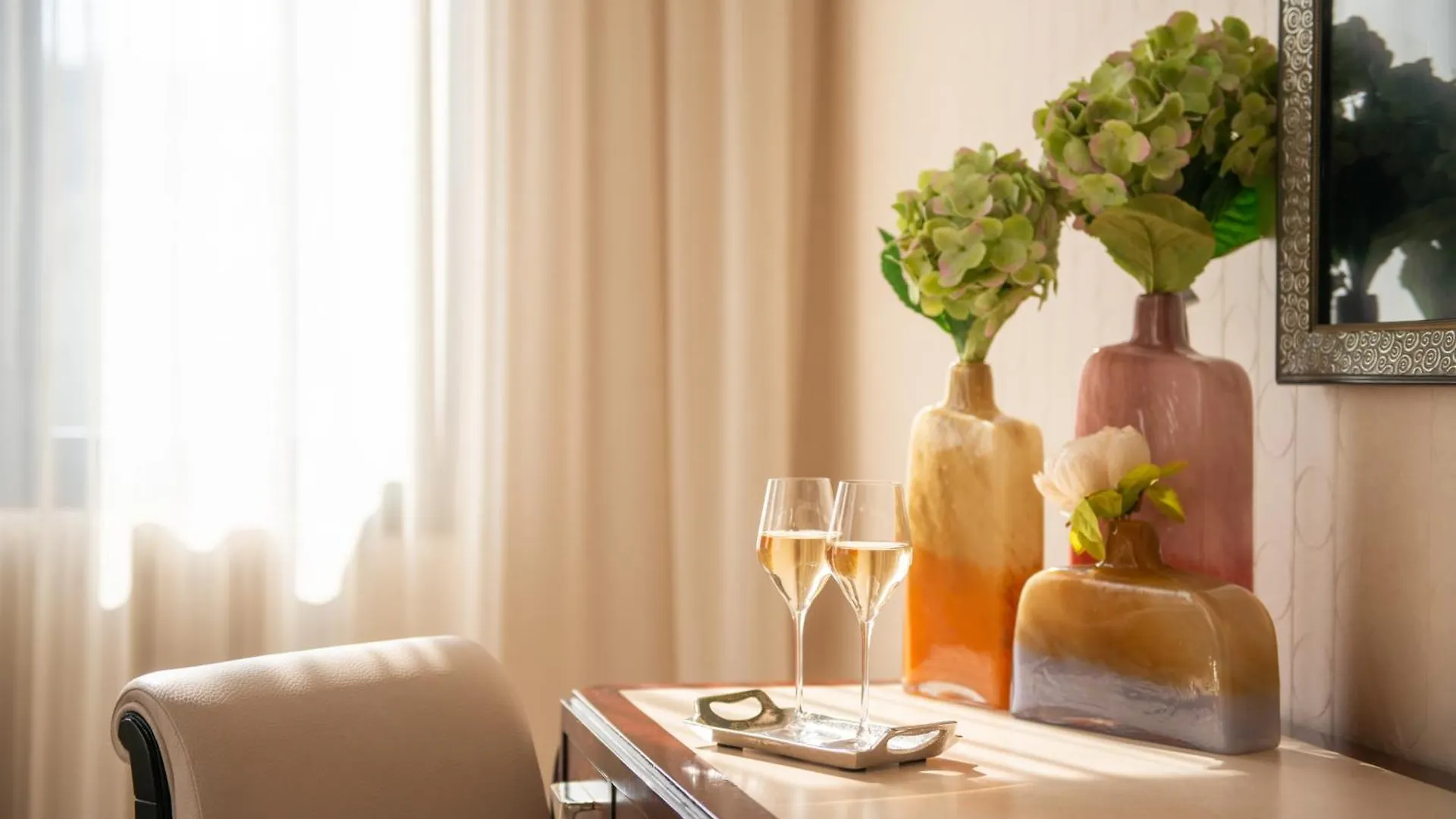 ****  Hotel Les Jardins Du Marais Paryż Francja